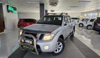2012 NISSAN NAVARA 3.0 dCi  LE A/T 4X4 P/U D/C For Sale in Pretoria full