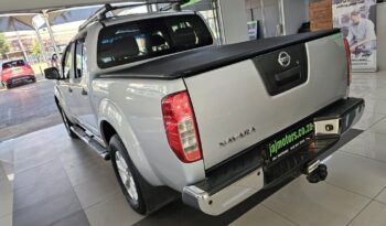 2012 NISSAN NAVARA 3.0 dCi  LE A/T 4X4 P/U D/C For Sale in Pretoria full