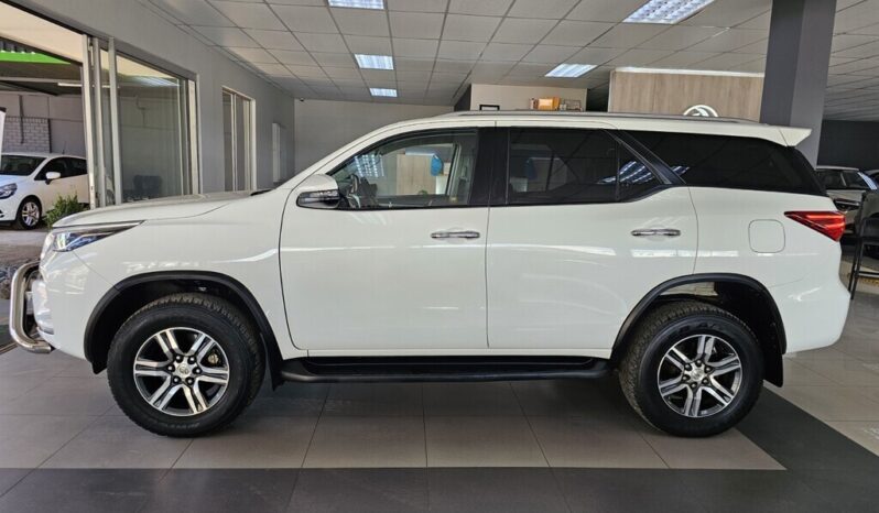 2023 TOYOTA FORTUNER 2.4GD-6 4X4 A/T For Sale in Pretoria full