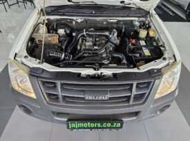 2013 ISUZU KB250D-TEQ FLEETSIDE 4X4 P/U S/C For Sale in Pretoria
